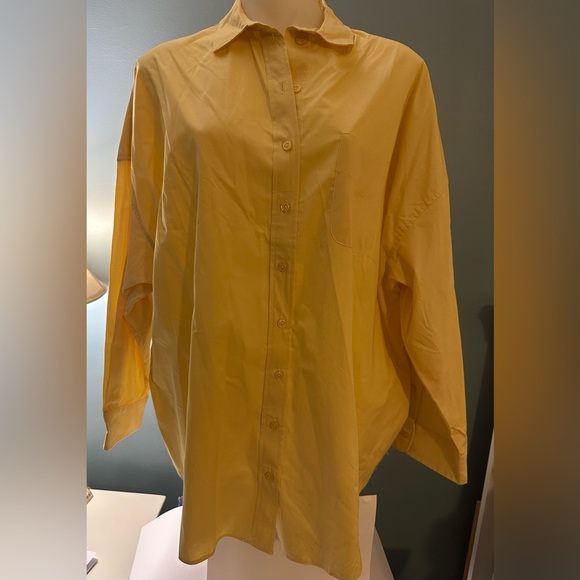 Topshop Tops - Topshop Medium NWT Yellow Button-Up Blouse